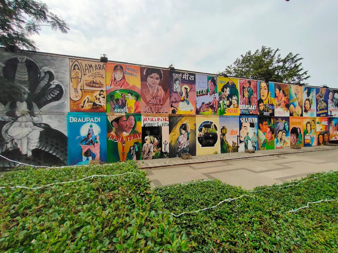 Artistic Wall Murals & Cultural Exhibits